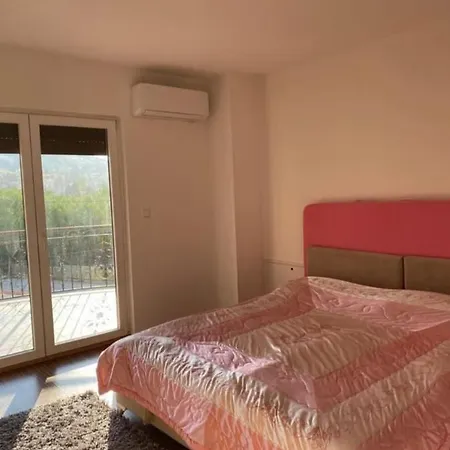 ヴィラ Villa Calypso Sarajevo